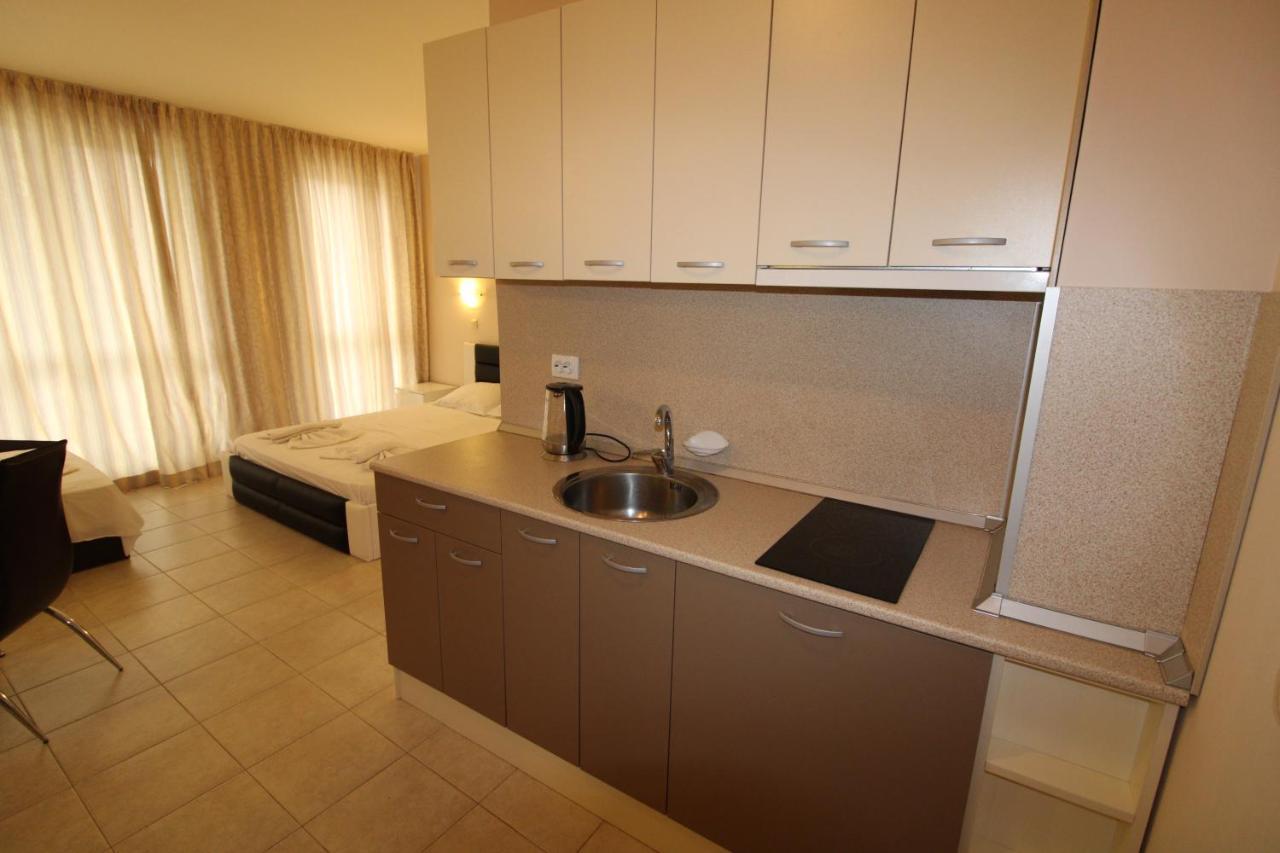 Menada Casa Del Sol Apartments Sunny Beach Eksteriør billede
